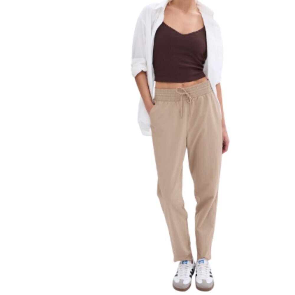 GAP Womens XXL Taper Runaround Pant In Warm Golden Brown
